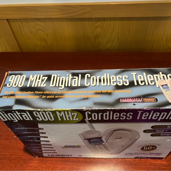 Vintage 90s Uniden Cordless telePhone Digital System 900 mhz - Picture 2 of 4